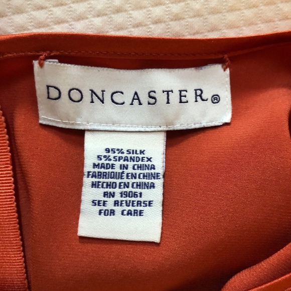 Doncaster blouse with zipper in back - Picture 2 of 3